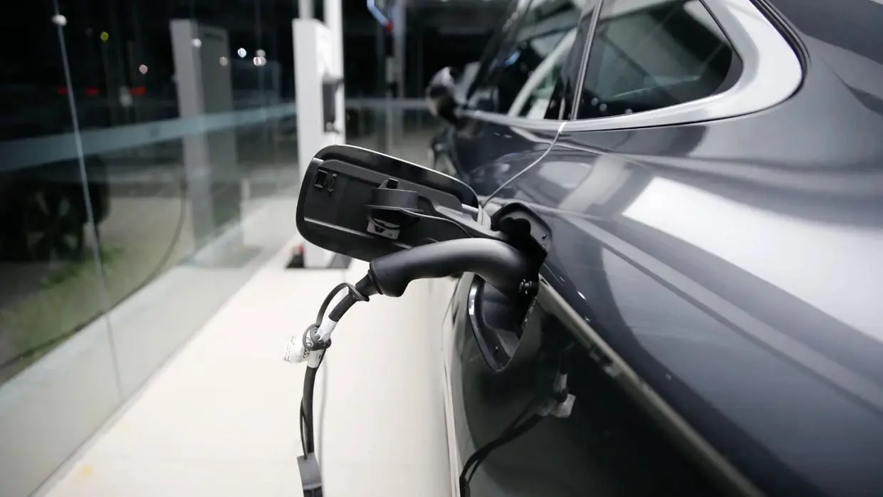 Imagem da notícia: Chegada de montadora no Ceará pode baixar o preço dos carros elétricos?