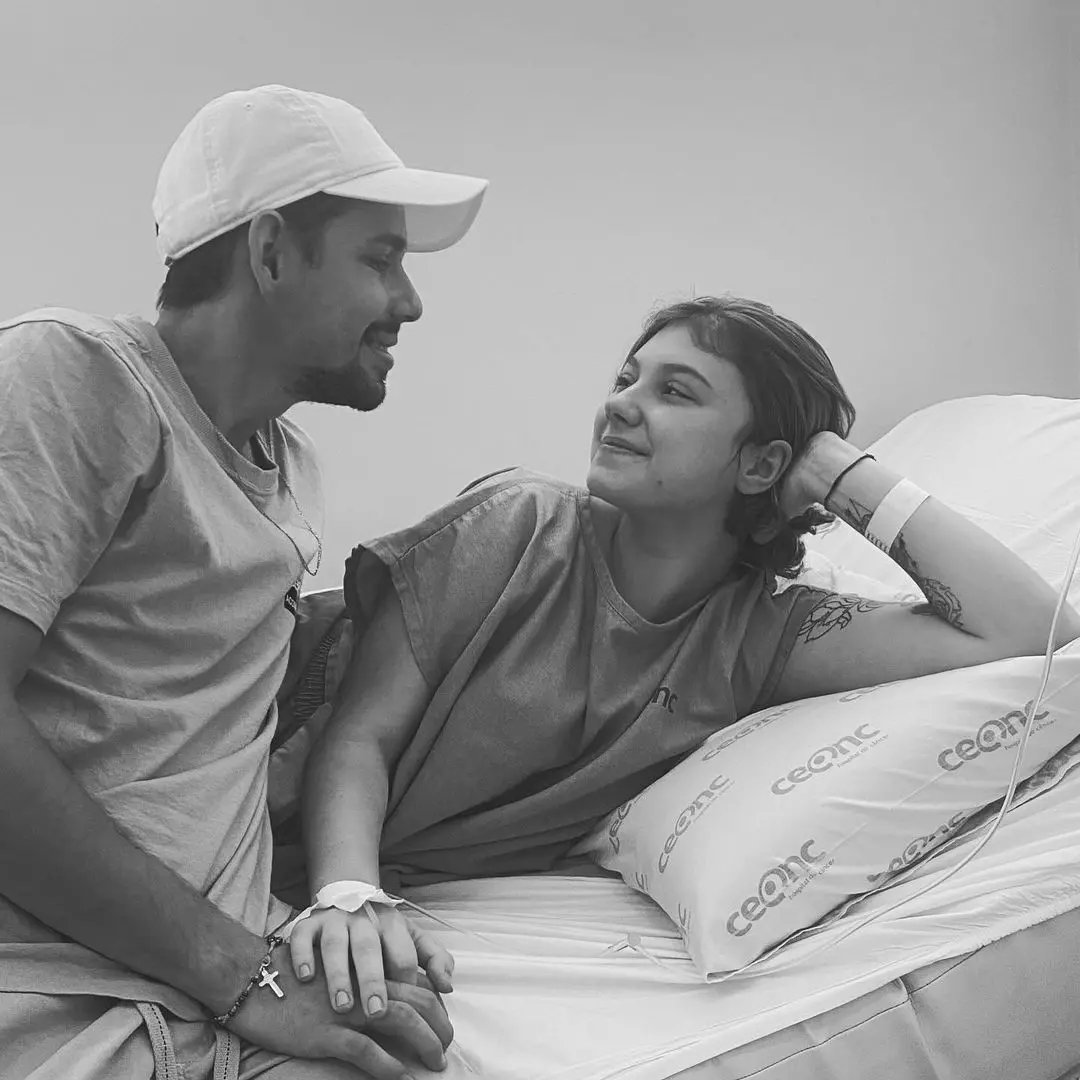Imagem da notícia: Paciente oncológica terminal, influencer Isabel Veloso anuncia espera do primeiro filho