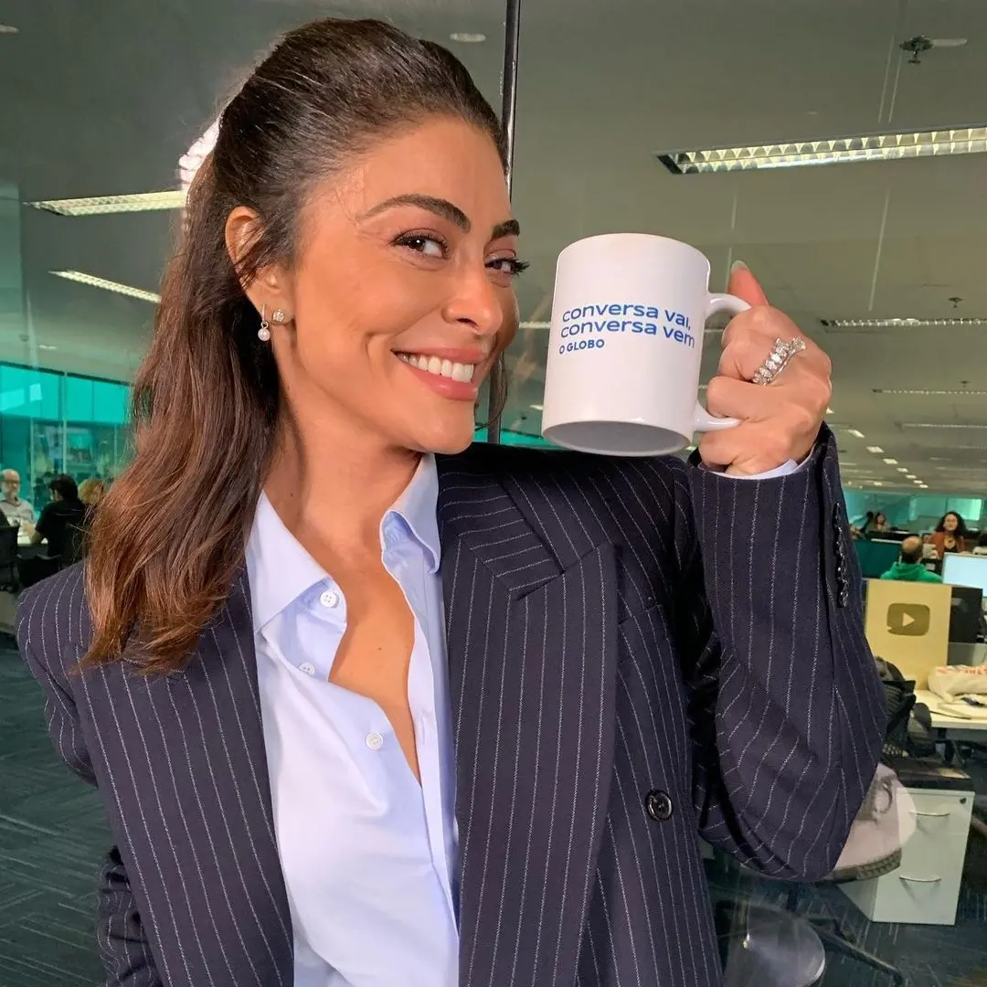 Imagem da notícia: Juliana Paes revela que enfrentou crises de pânico após morte de cadela de estimação