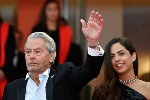 Delon e a filha Anouchka no Palma de Ouro, em 2019