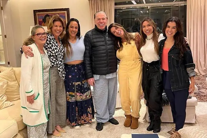 Imagem da notícia: Veja como ficou o testamento de Silvio Santos e como o apresentador dividiu a herança milionária