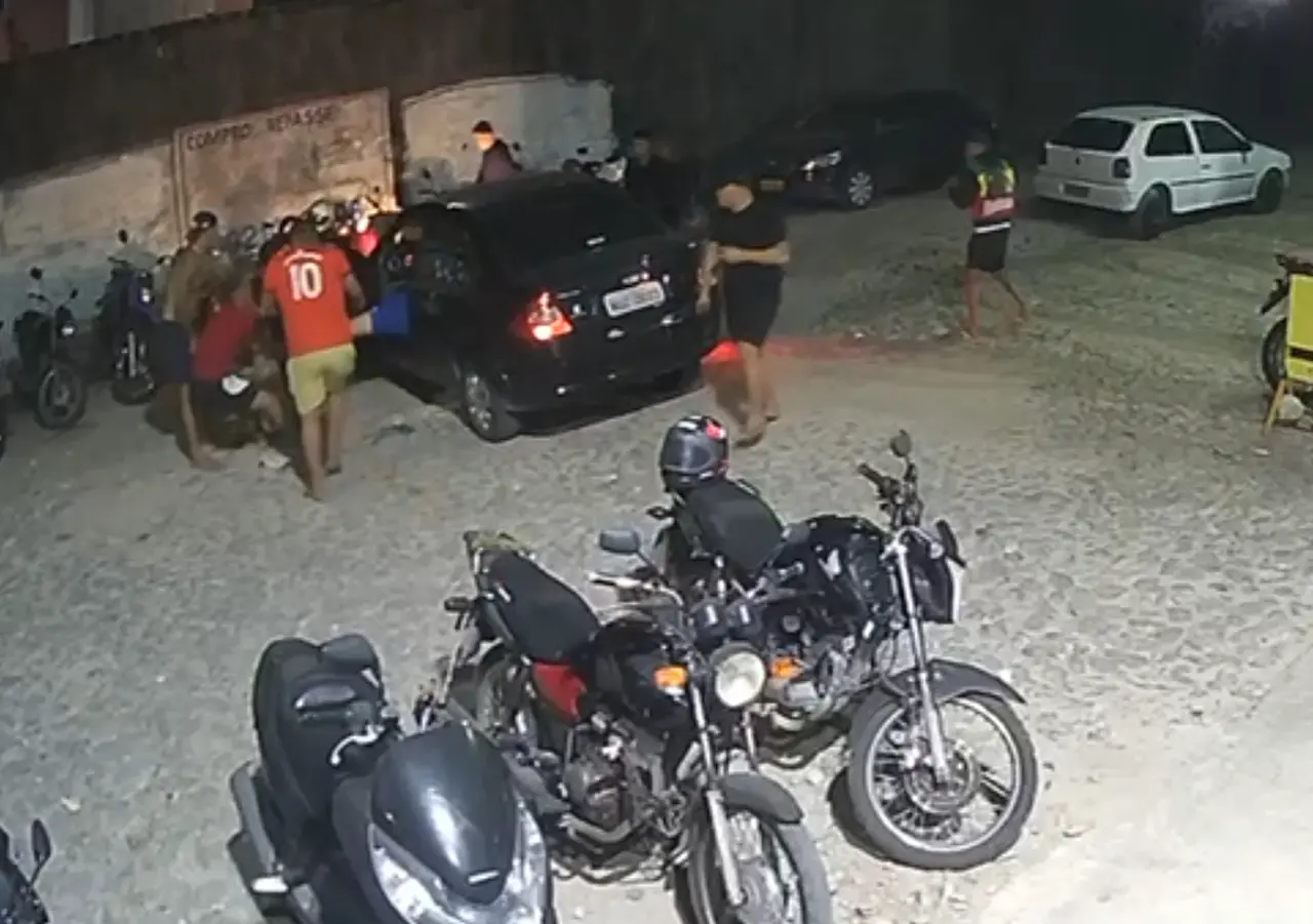 Imagem da notícia: Suspeito de participar de morte de casal em Fortaleza é preso em hospital 