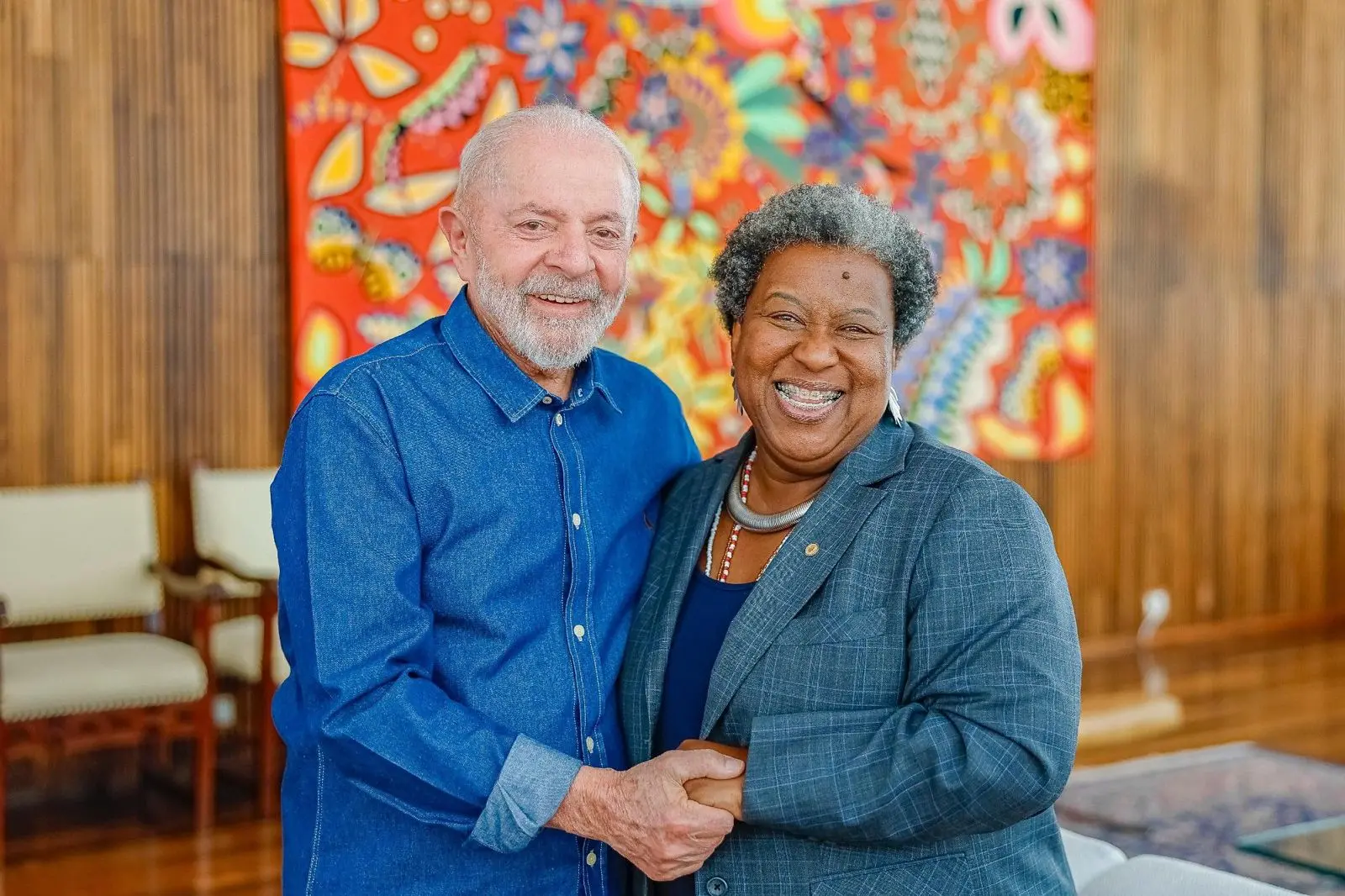 Imagem da notícia: Lula escolhe deputada petista Macaé Evaristo para assumir Ministério dos Direitos Humanos