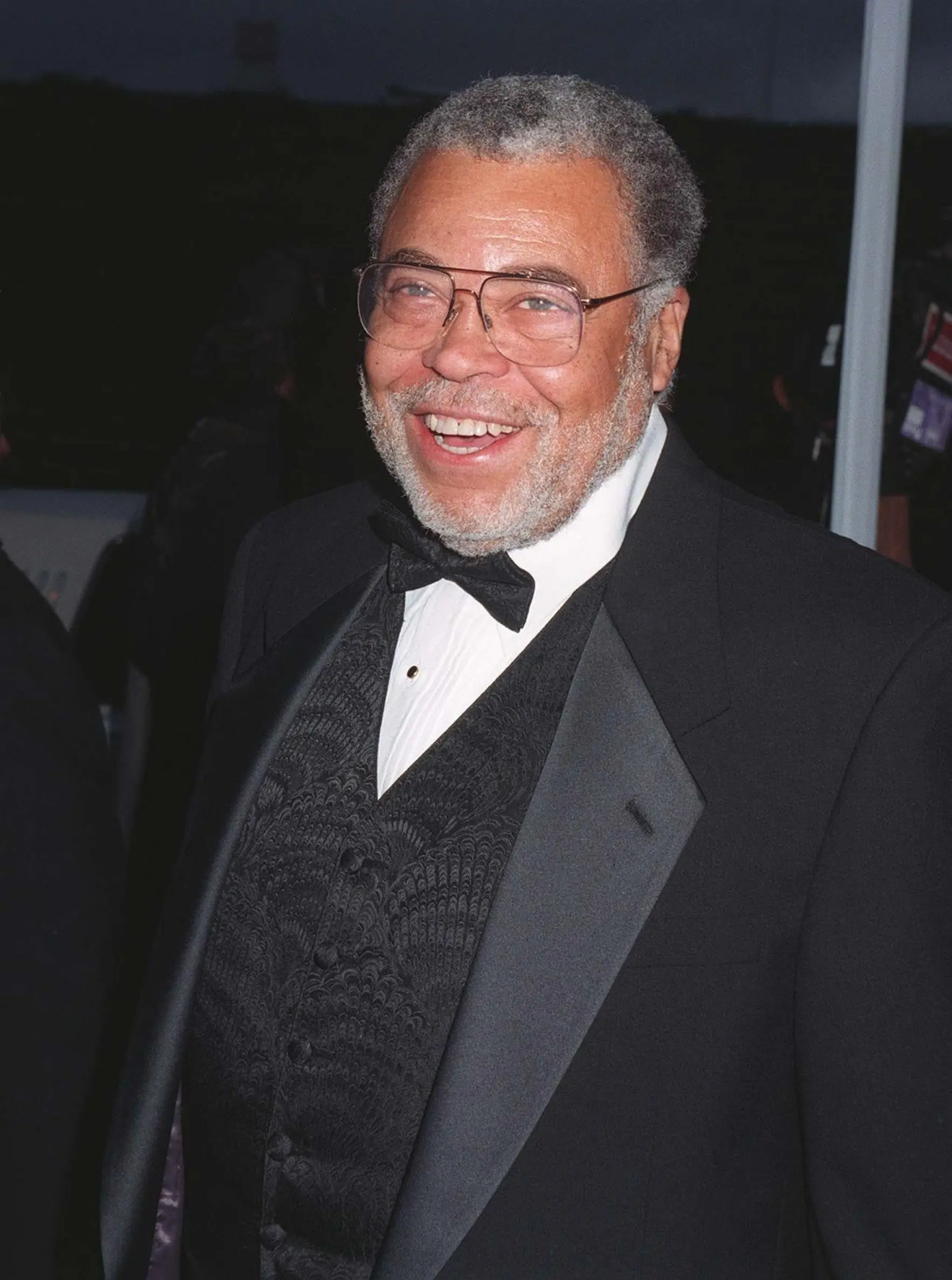 Imagem da notícia: James Earl Jones, voz do vilão Darth Vader em 'Star Wars', morre aos 93 anos