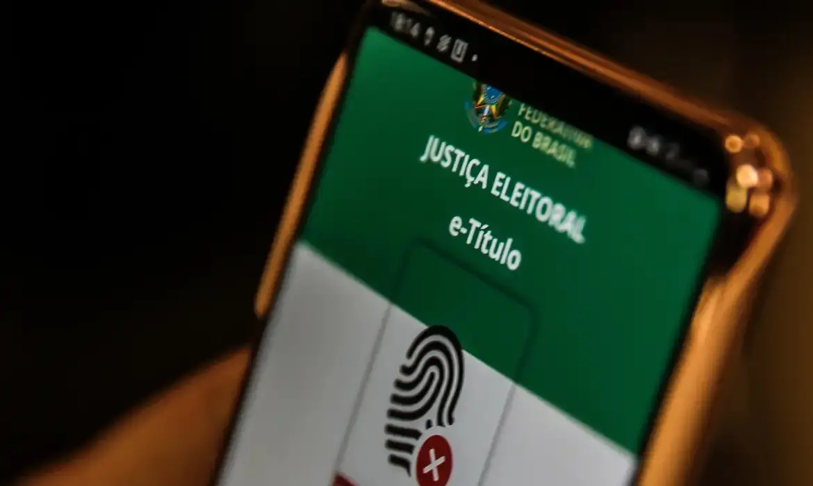 Imagem da notícia: e-Título só pode ser baixado até este sábado (26); veja regras 