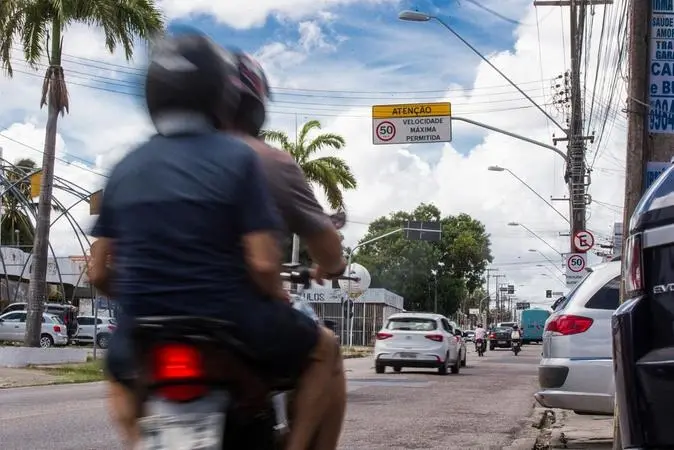 Imagem da notícia: Programa de monitoramento gratuito para motos roubadas e furtadas é aprovado na Alece
