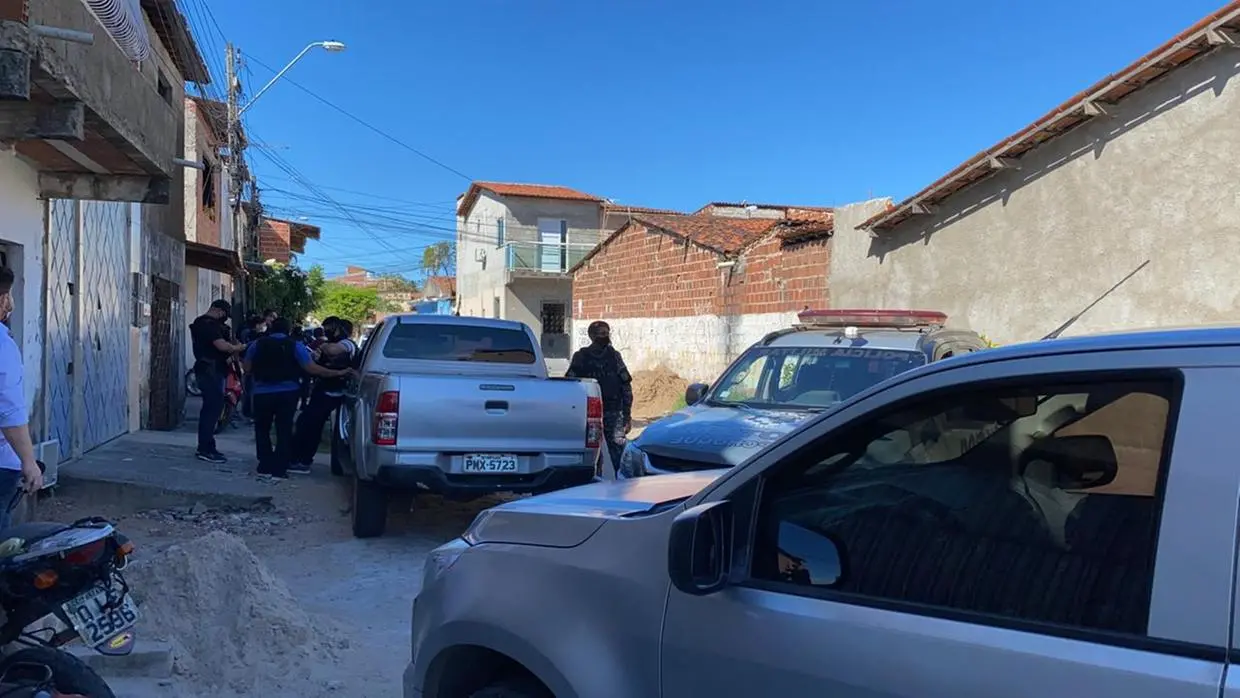 Imagem da notícia: Acusados de assassinar idoso pai de PM que teria denunciado crimes em Fortaleza são absolvidos
