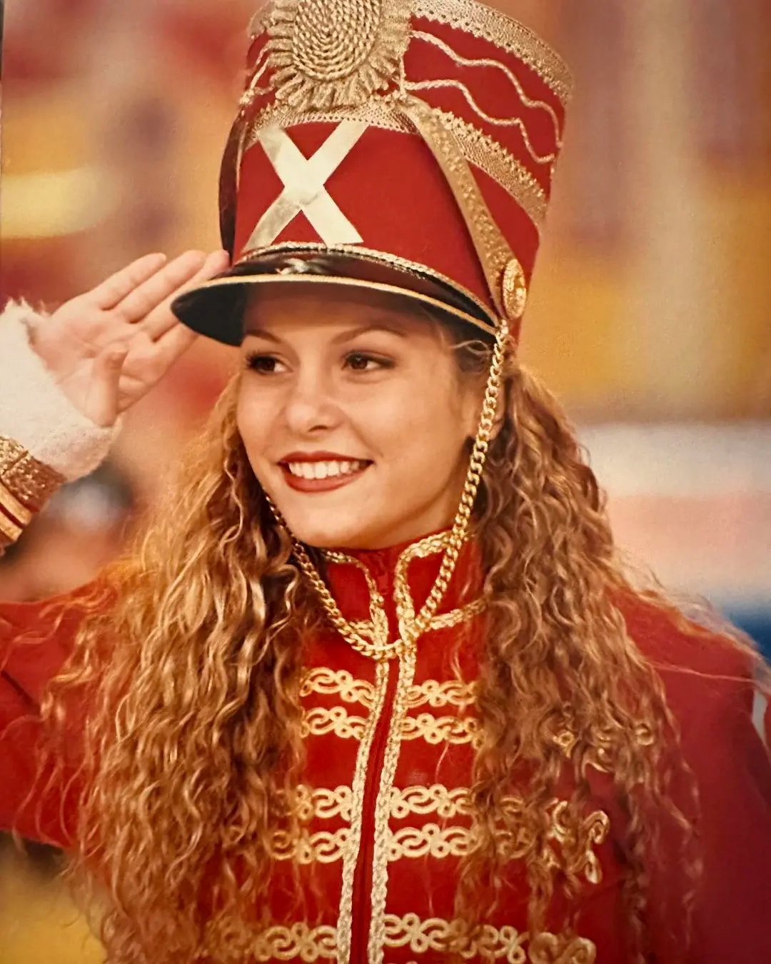 Imagem da notícia: Ex-paquita, Bárbara Borges condena 'omissão, cegueira e egocentrismo' de Xuxa