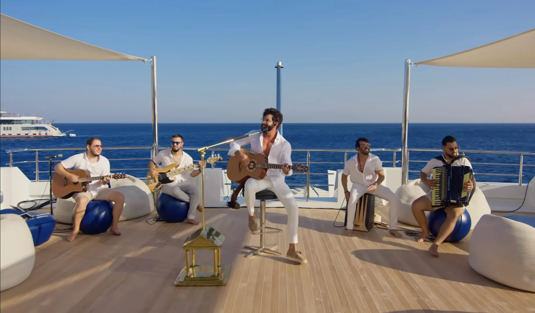 Cantor sertanejo chegou a gravar produção audiovisual em iate