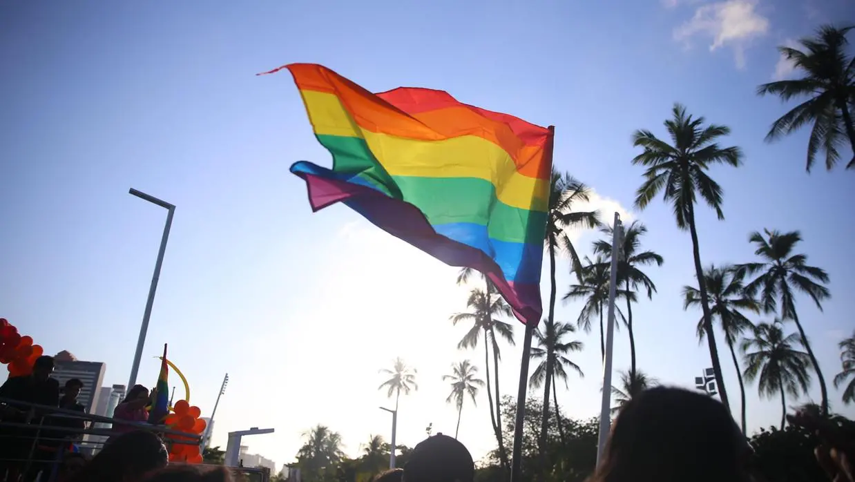 Imagem da notícia: O que os candidatos à Prefeitura de Fortaleza propõem para a população LGBTQIA+