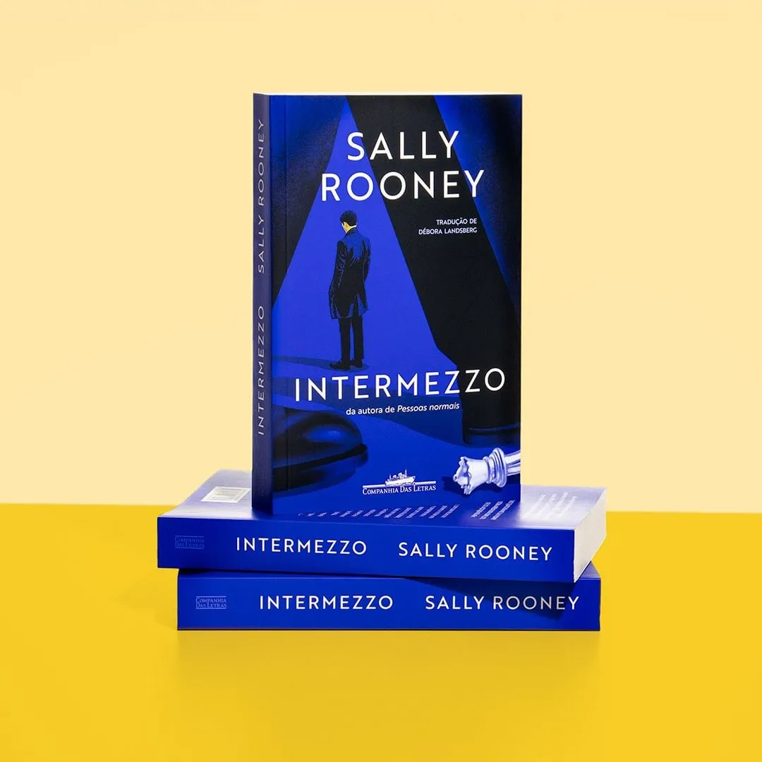 Novo livro da Sally Rooney com tradução de Débora Landsberg