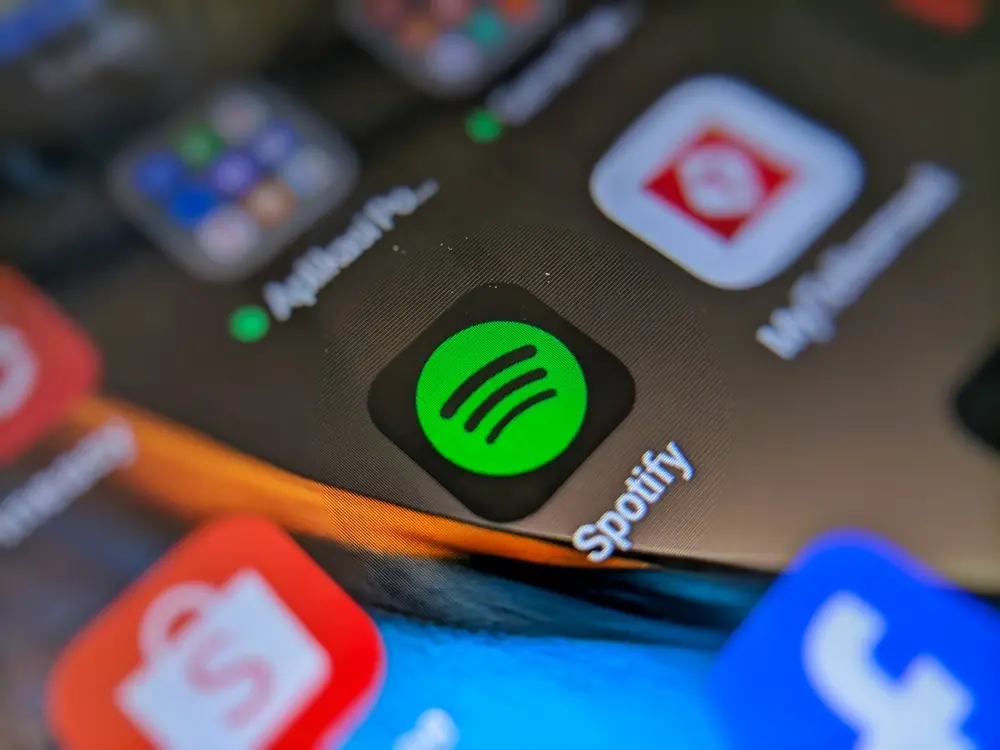 Imagem da notícia: Spotify fora ar? Streaming apresenta instabilidade neste domingo (29)