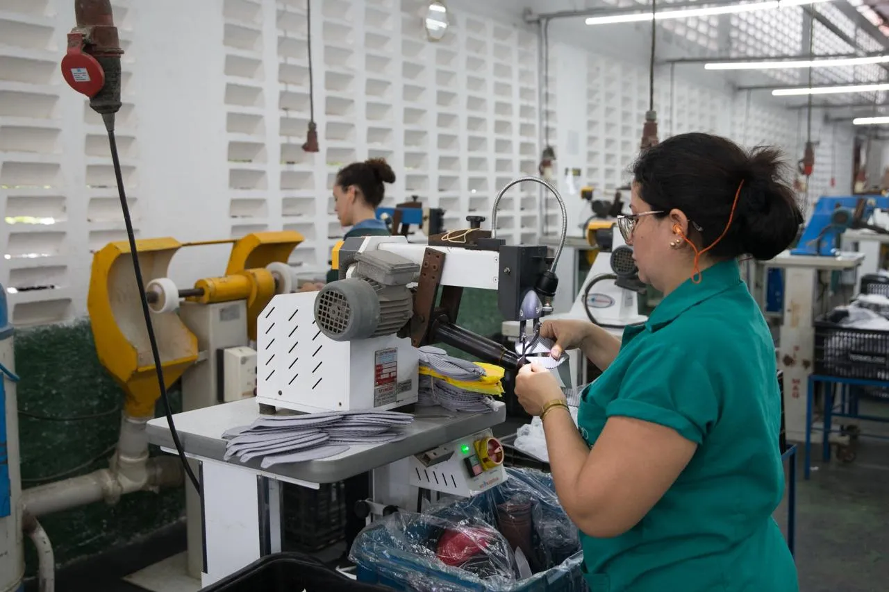 Geração de empregos no setor calçadista cearense voltou a recuperar fôlego