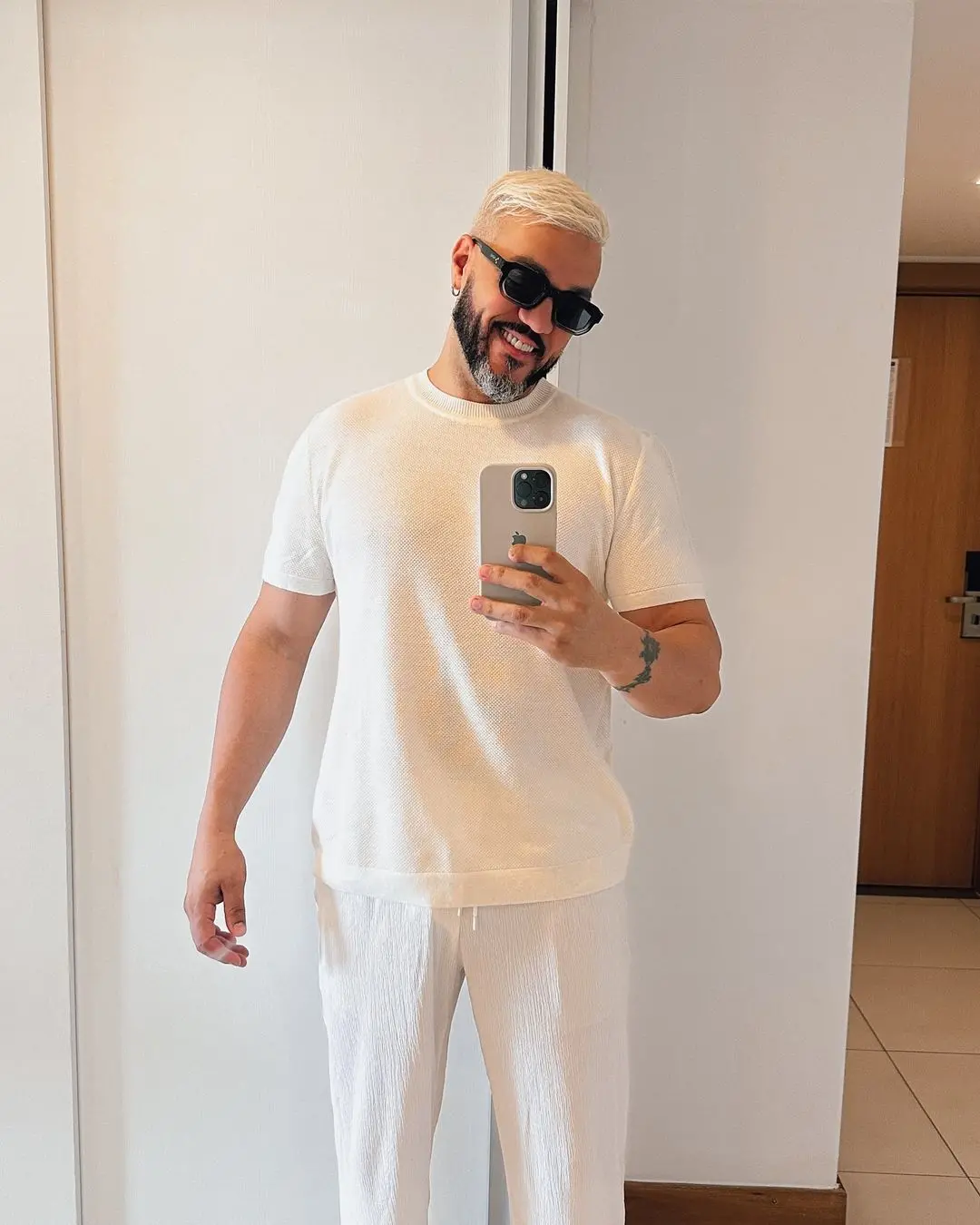 Imagem da notícia: Belo reflete sobre a vida de solteiro: 'Benefícios que homem casado não tem'