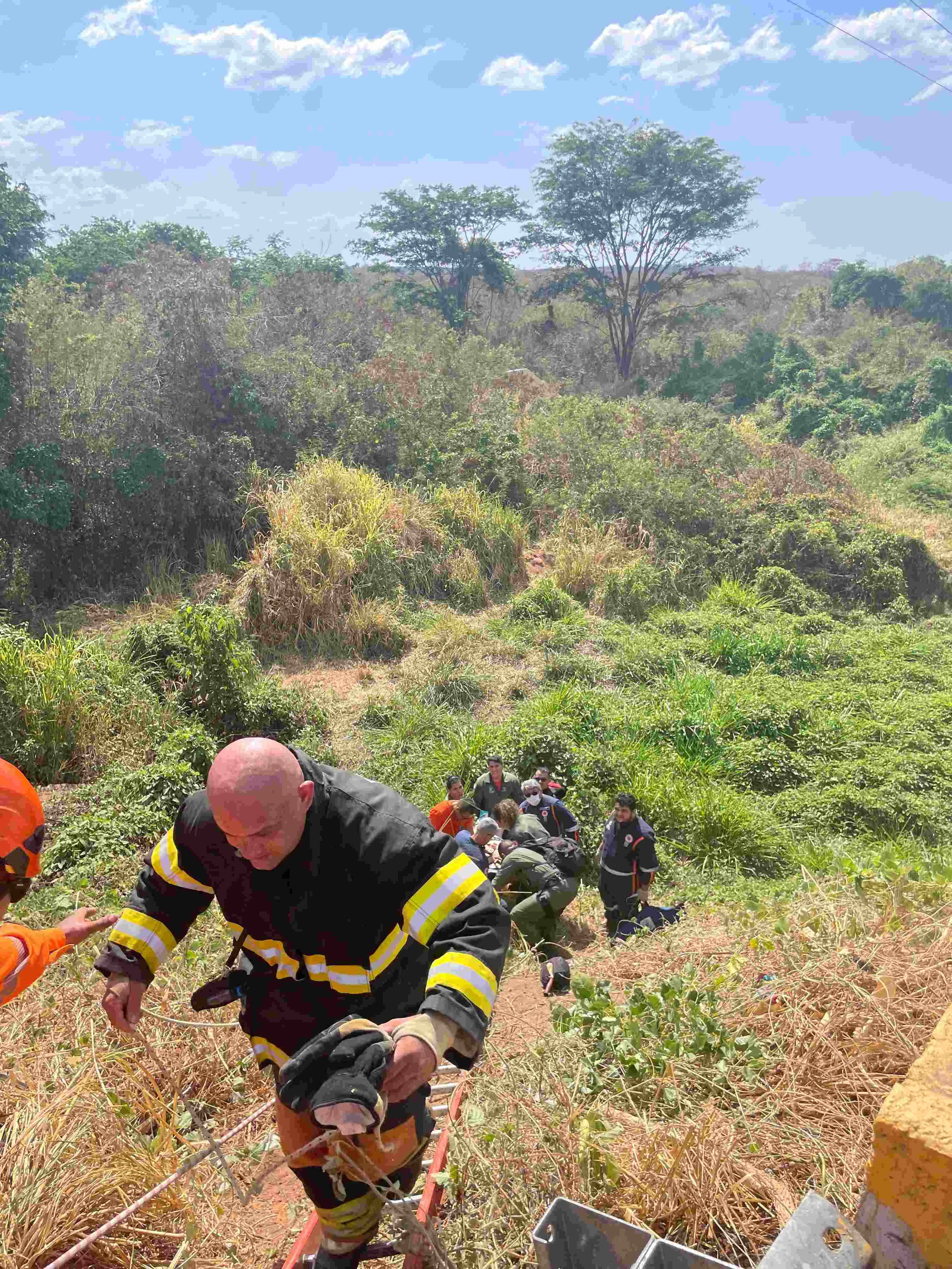 Pouso forçado ocorreu em área de mata