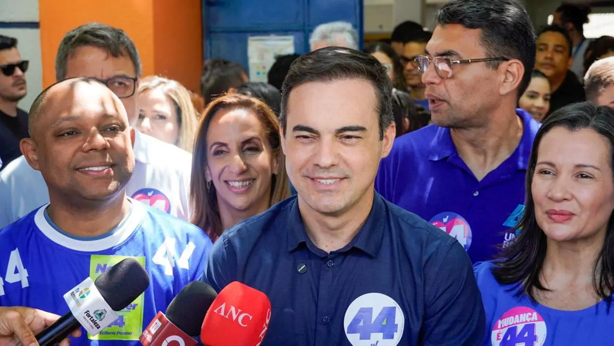 Imagem da notícia: Após derrota, Wagner não declara apoio para segundo turno e diz que vai se dedicar à família