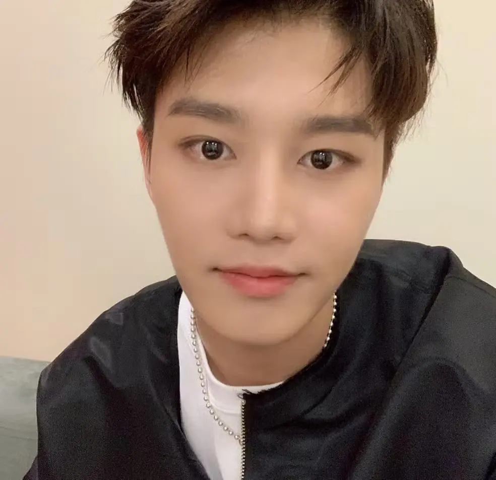 Imagem da notícia: Ex-membro do grupo de K-pop NCT 127 é indiciado por acusação de estupro coletivo