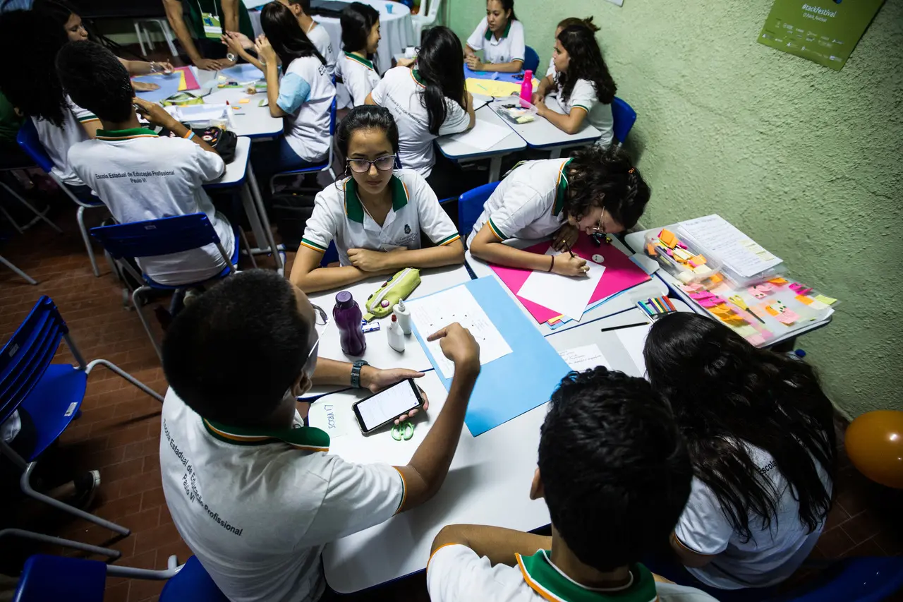 Imagem da notícia: 80% dos concludentes do Ensino Médio no Ceará são pretos, pardos ou indígenas