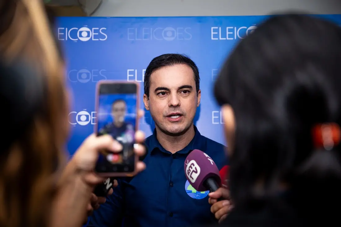 Imagem da notícia: Disputa entre André e Evandro por apoio do União Brasil tem até articulação nacional