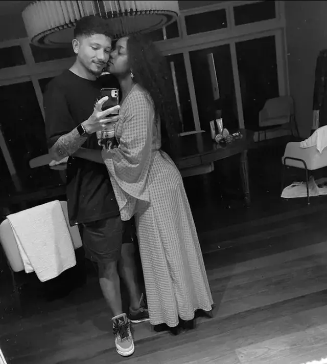 Imagem da notícia: Yuri Lima acompanha Iza após nascimento de Nala, filha do casal: 'Sem dormir'