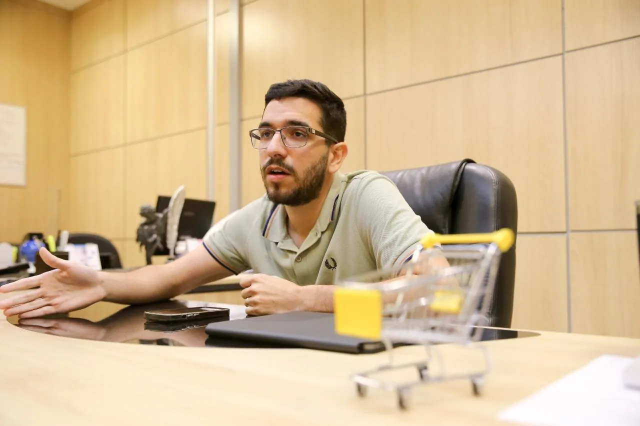 Roberto Rocha, vice-presidente do Cometa Supermercados e sócio-proprietário do Shopping Solares