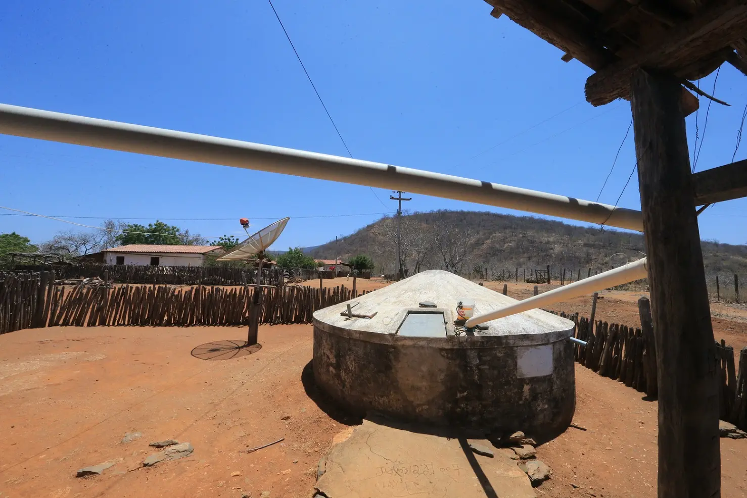 Imagem da notícia: Santa Quitéria: água contaminada com urânio pode causar câncer e problemas nos ossos, rins e fígado