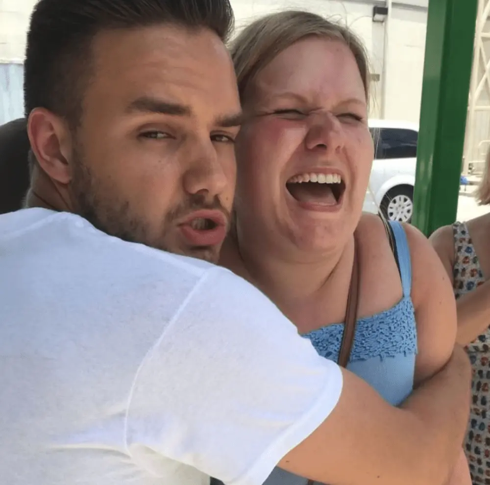 Imagem da notícia: Irmã de Liam Payne faz relato emocionante após morte do cantor: 'Desculpa, não consegui te salvar'