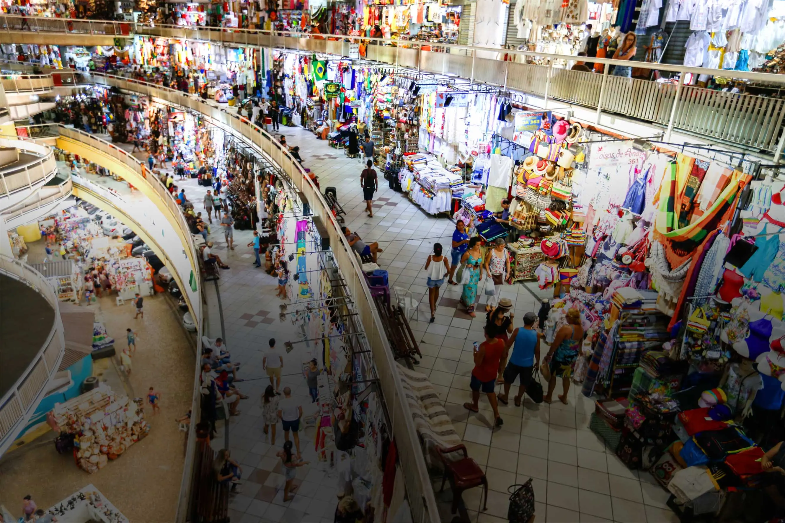 Imagem da notícia: Migrantes fogem de crises, enfrentam preconceitos e conseguem espaço no mercado e na cultura do CE