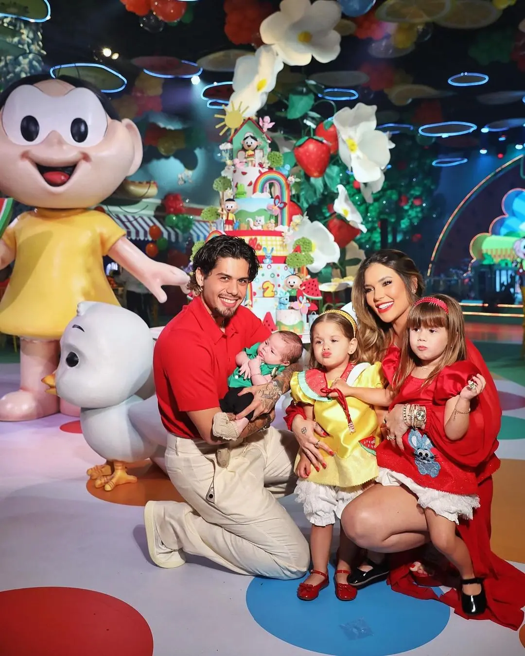 Imagem da notícia: Virginia e Zé Felipe celebram aniversário de Maria Flor com festa em mansão