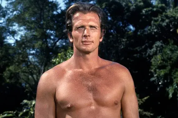 Imagem da notícia: Ron Ely, astro que interpretou Tarzan em 1966, morre aos 86 anos