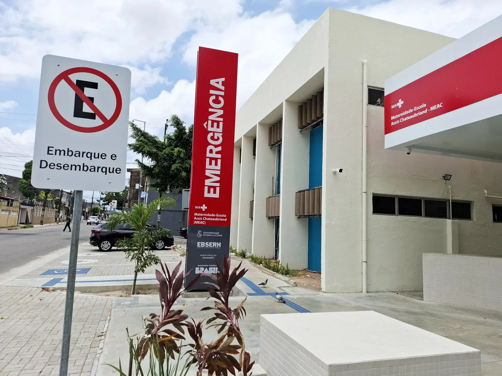 Imagem da notícia: Novo hospital da UFC e maternidade ampliada devem ser entregues em 2026; obras na Meac iniciam hoje
