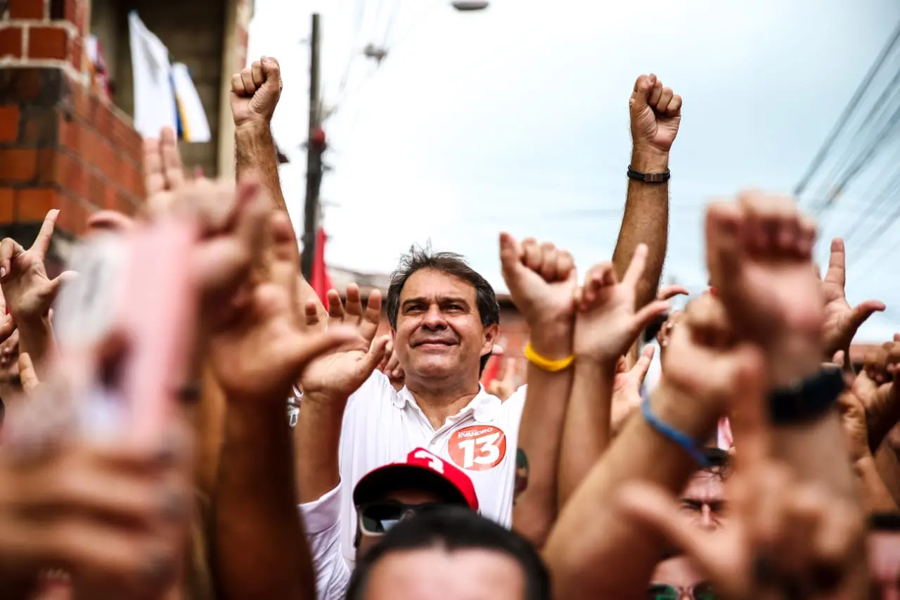 Imagem da notícia: Eleições 2024 em Fortaleza: Evandro Leitão é eleito novo prefeito
