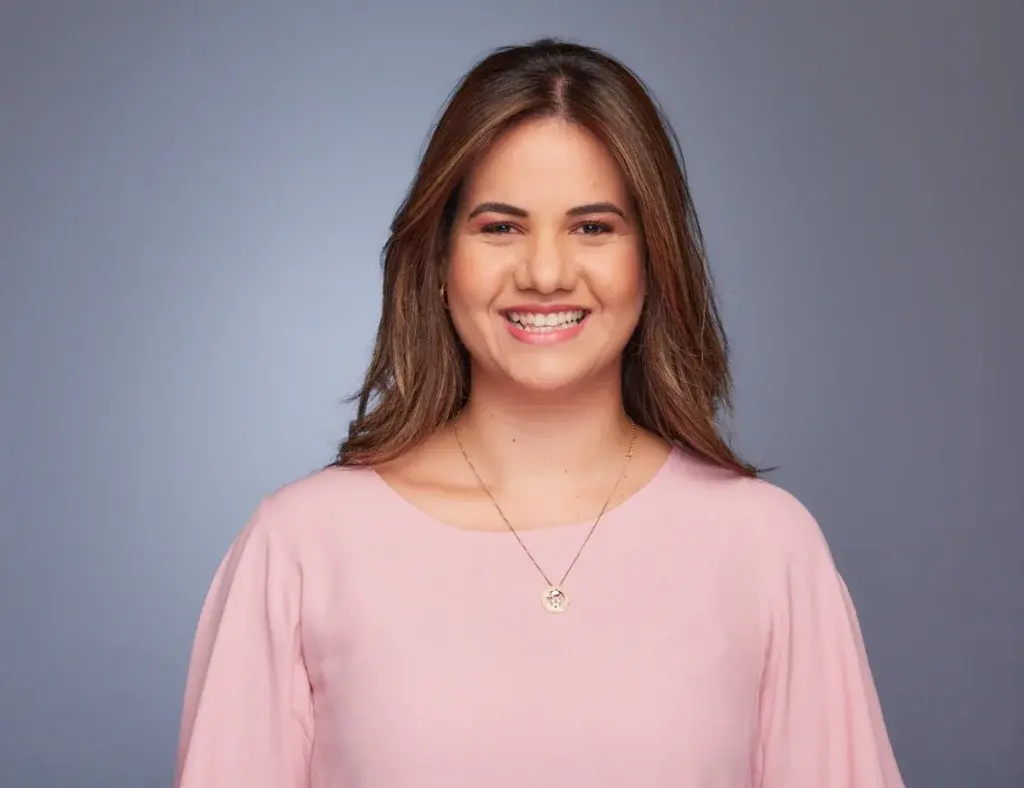 Imagem da notícia: Aos 30 anos, Mirella Almeida é prefeita mais jovem de Olinda a ganhar eleição