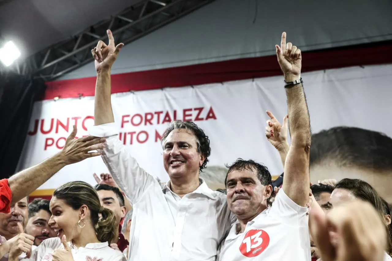 Imagem da notícia: Como a vitória de Evandro Leitão em Fortaleza consolida a força do PT no Ceará