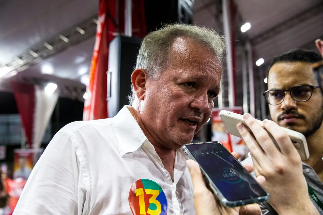 Imagem da notícia: André Figueiredo defende PDT na base de Evandro Leitão: 'Não interessa implodir o partido'