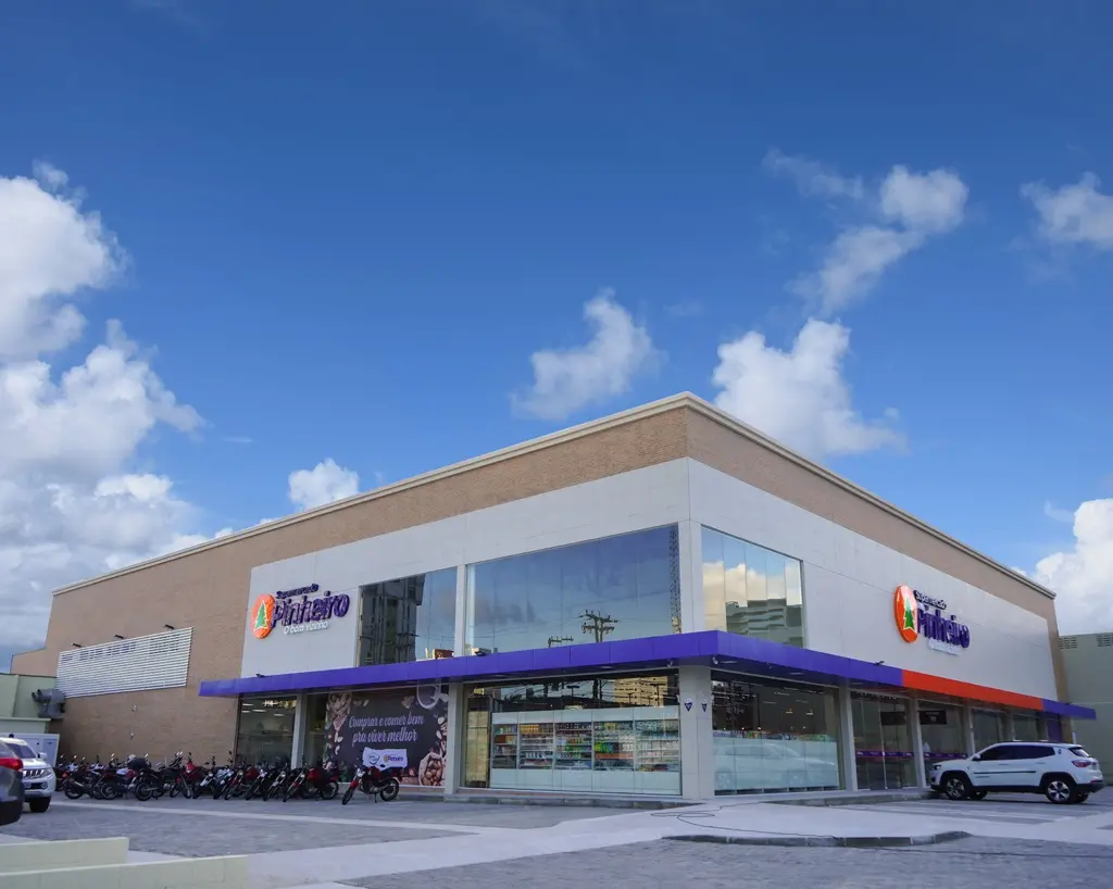 Imagem da notícia: Supermercado abre mais de 200 vagas de emprego em Fortaleza e Região Metropolitana; saiba mais