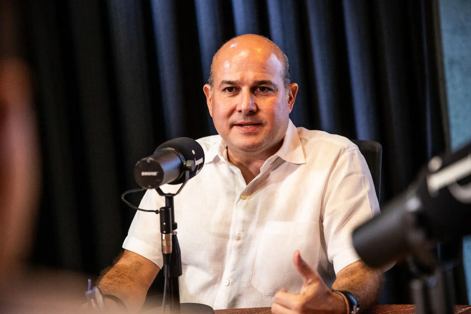 Imagem da notícia: Roberto Cláudio diz que apoio ao PT em Fortaleza 'é muito ruim' para o PDT no Ceará