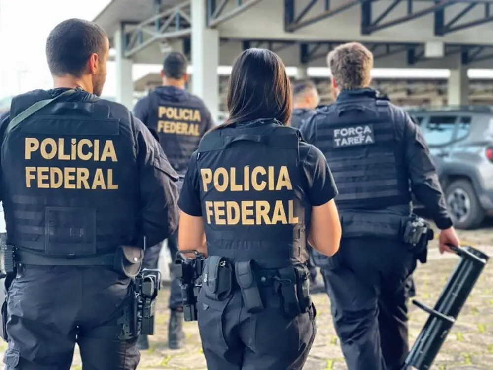 Imagem da notícia: Operação da PF investiga esquema de 'caixa 2' em eleições de Caucaia que movimentou R$ 5 milhões