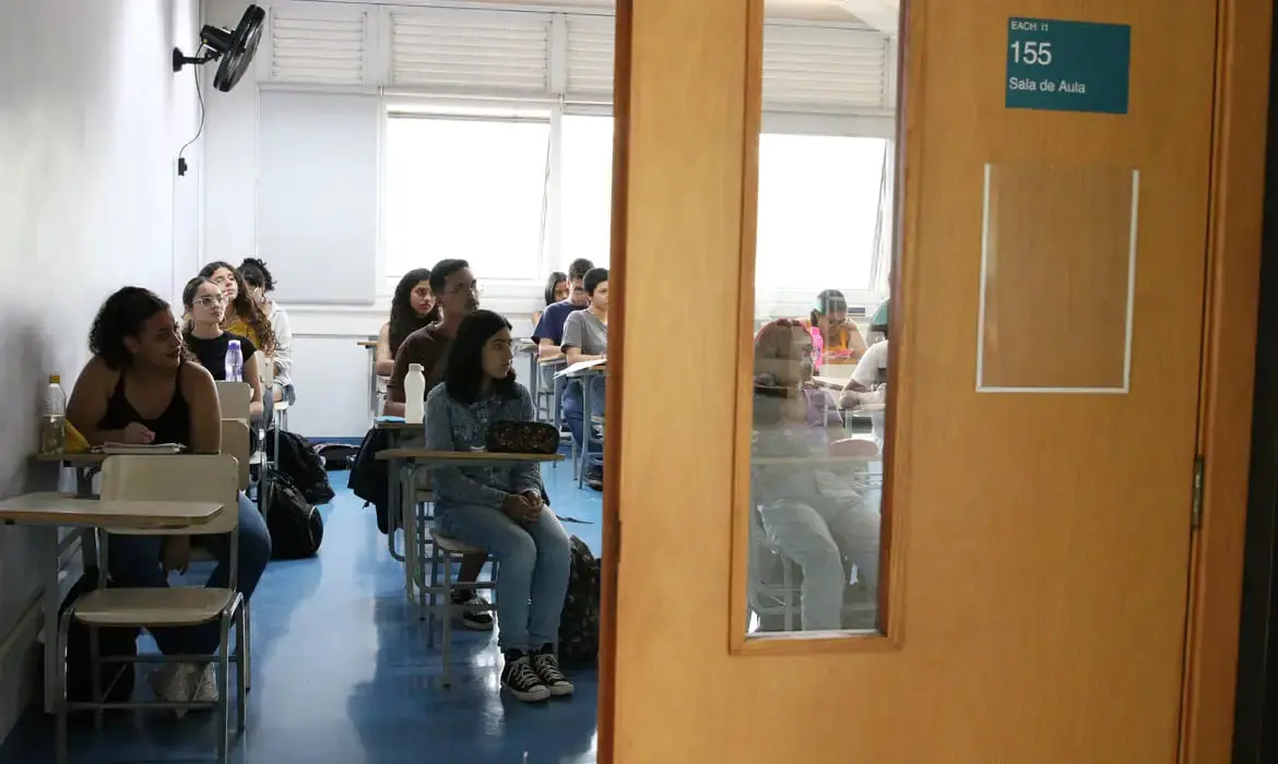 Imagem da notícia: CNU divulga resultado preliminar da prova de títulos nesta segunda (4); veja como conferir