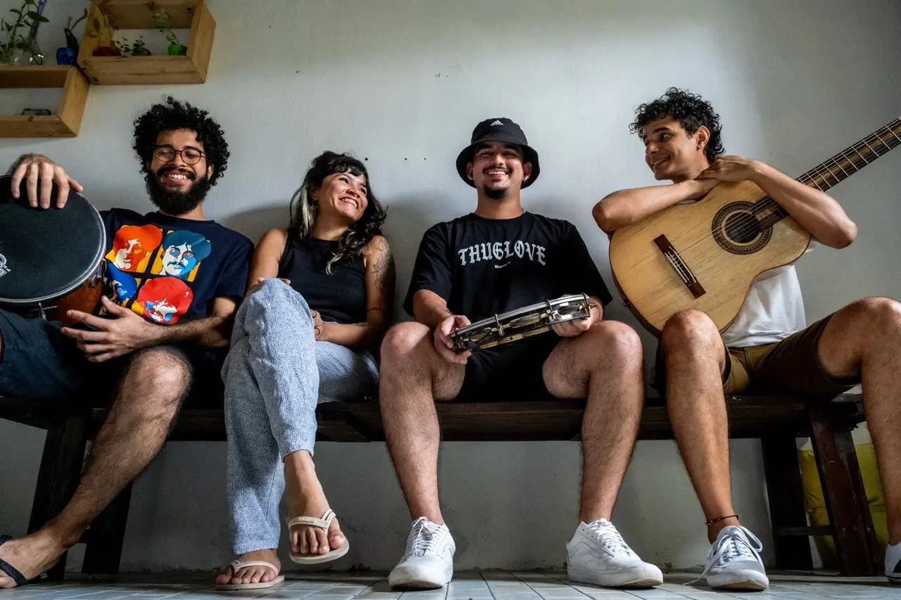 Imagem da notícia: Grupo SamBomja mostra força e arte das periferias de Fortaleza: ‘Grande Bom Jardim também é cultura'