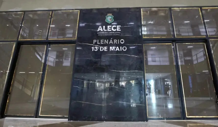 Imagem da notícia: Plenário da Alece será reinaugurado nesta quarta-feira (6), anuncia Evandro Leitão