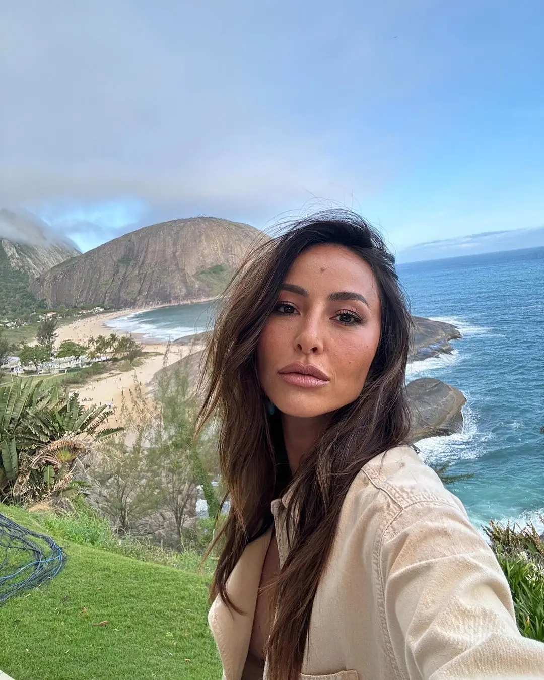 Imagem da notícia: Sabrina Sato compartilha momento fofo de Nicolas Prattes e Zoe