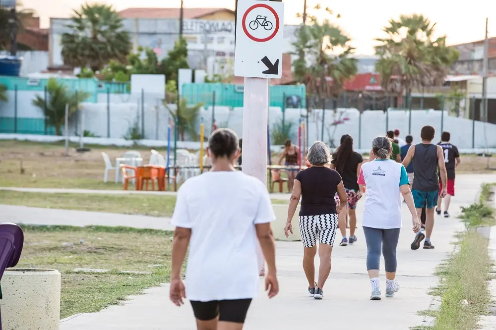 Imagem da notícia: Jangurussu supera a Barra do Ceará e é o mais populoso de Fortaleza; veja situação do seu bairro