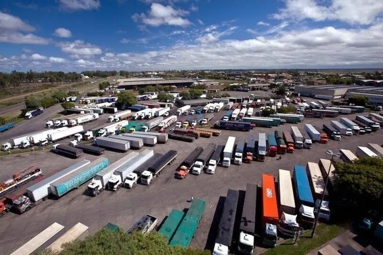 Imagem da notícia: Porto seco de Quixeramobim vai baratear transporte de cargas em até R$ 180 por tonelada 