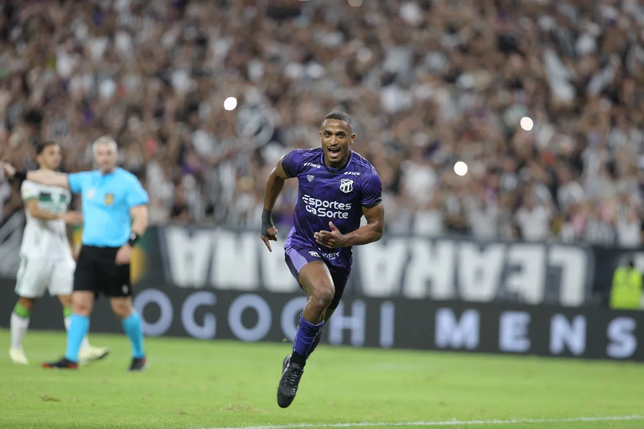 Saulo Mineiro abriu o placar para o Vozão