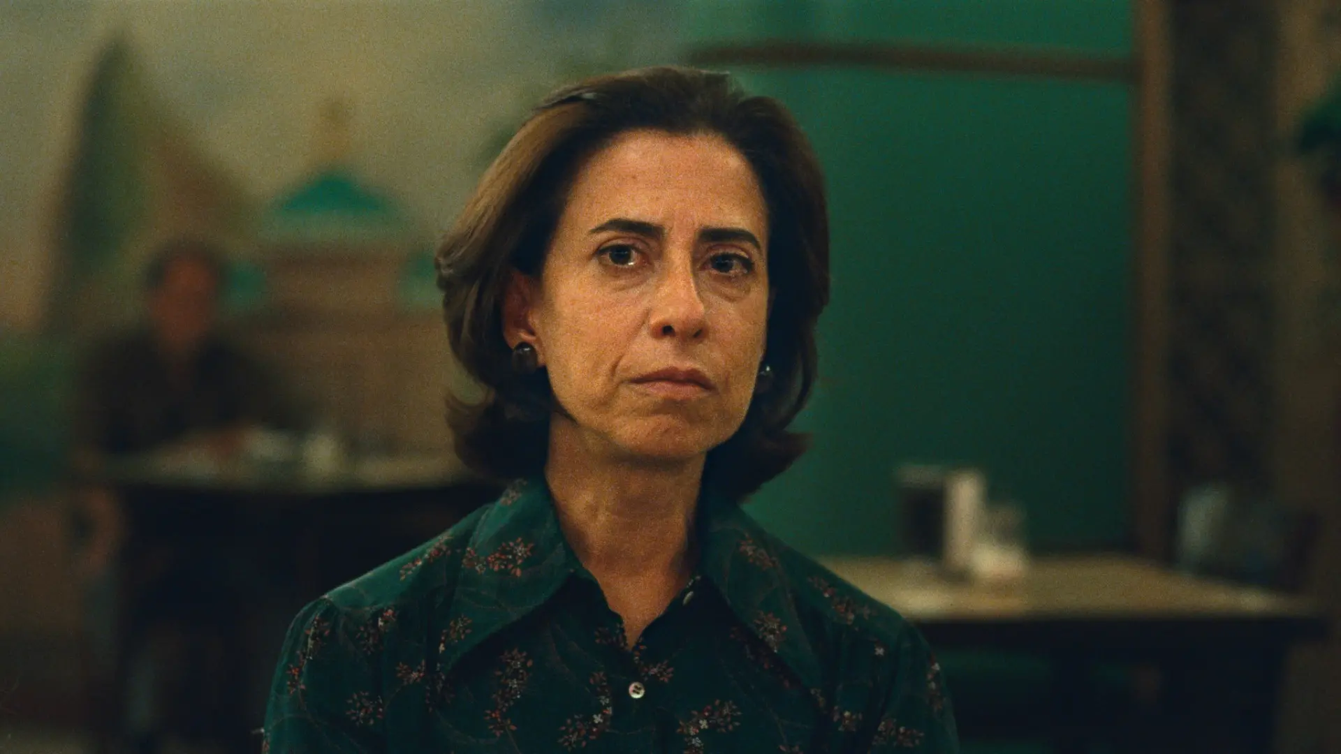 Imagem da notícia: Após aparecer em perfil do Oscar, Fernanda Torres pede que brasileiros prestigiem o cinema nacional