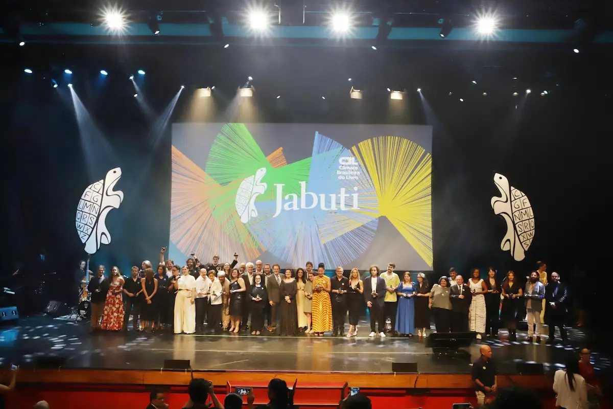 Imagem da notícia: Veja a lista completa de vencedores do Prêmio Jabuti 2024
