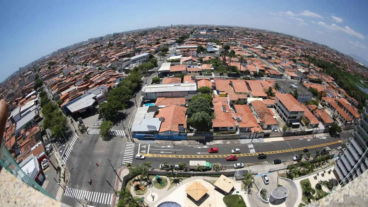 foto aérea mostrando parte da cidade de Fortaleza