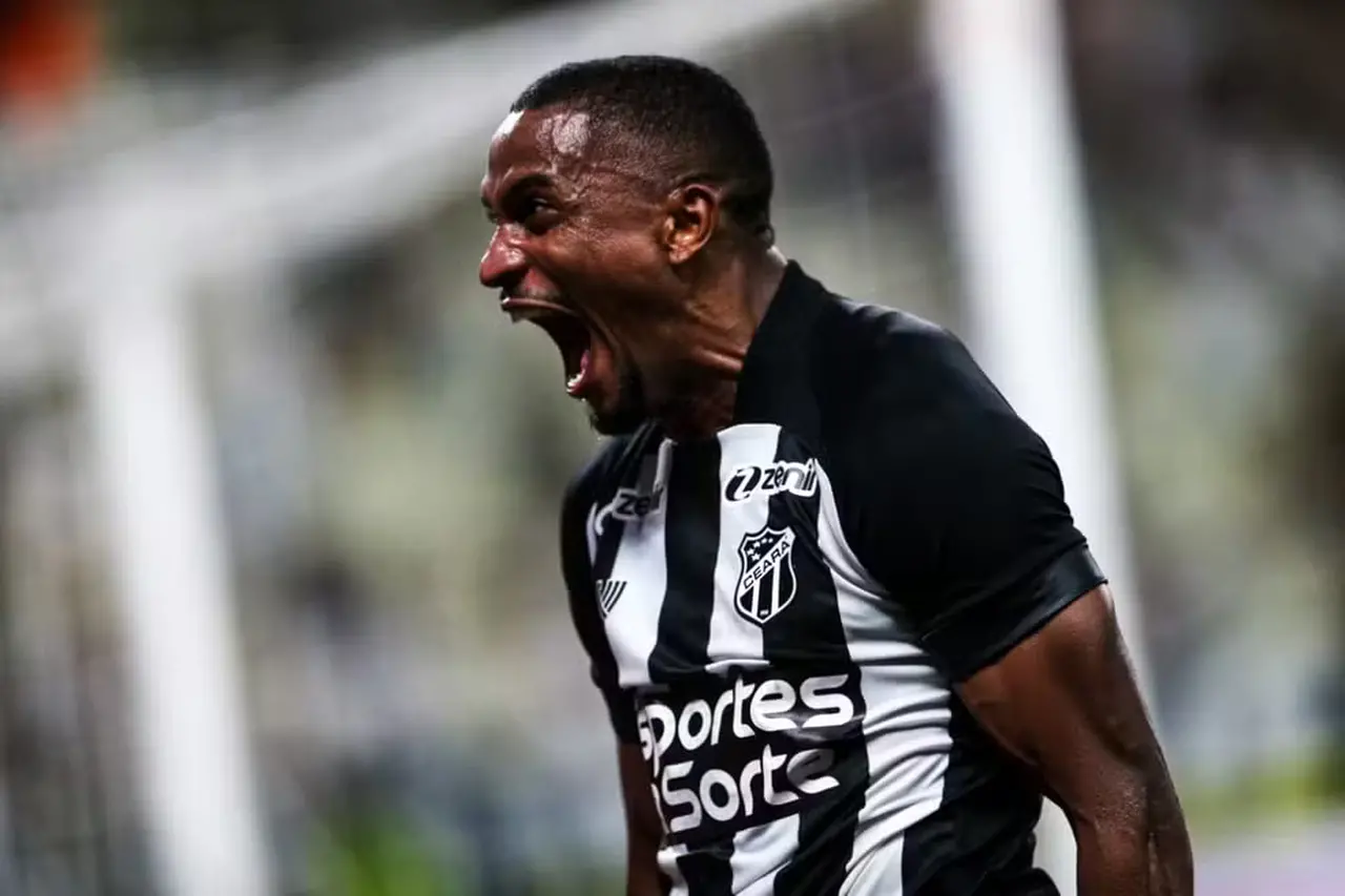 Imagem da notícia Ceará tem 19 jogadores com contrato para a temporada de 2025; veja lista