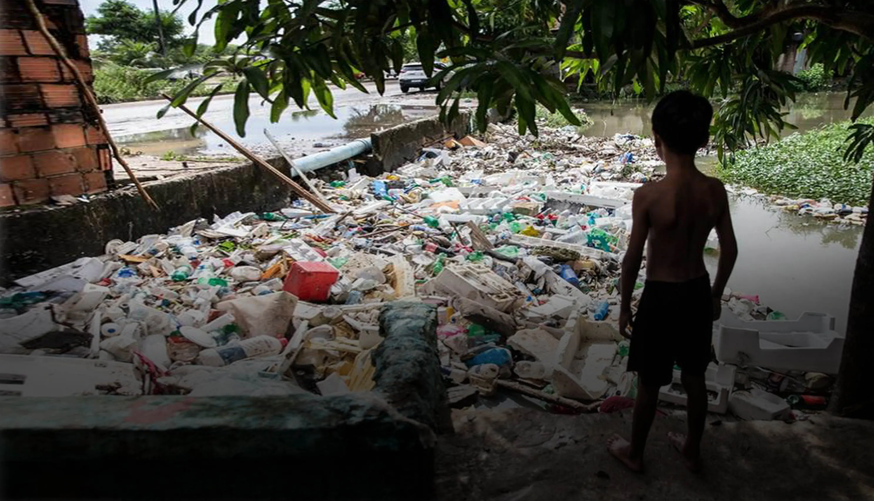 Imagem da notícia: Falta de saneamento afasta crianças da escola na primeira infância e impactos vão até a vida adulta